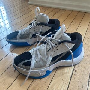 Nike Air Jordan Zoom Men’s Basketball Sneakers Blue & White